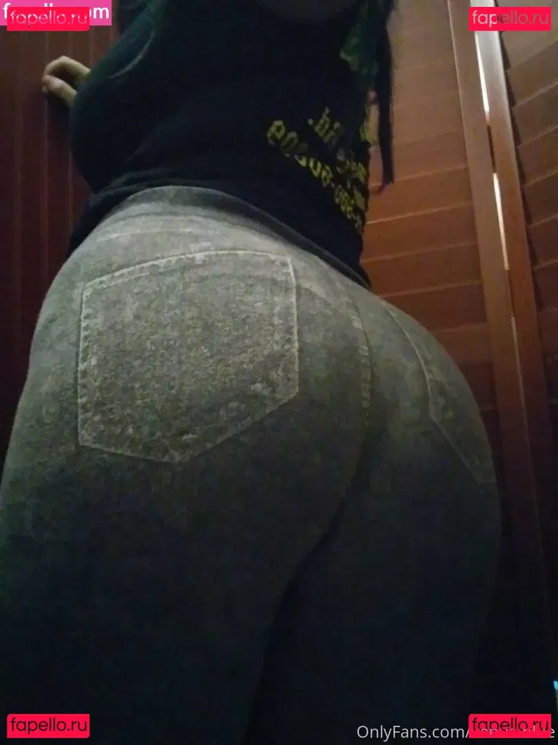 venus-blue Onlyfans Photo Gallery 