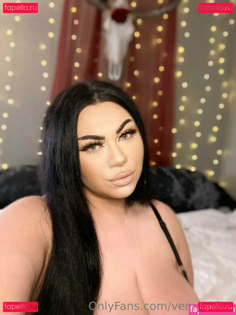 venus-blue Onlyfans Photo Gallery 