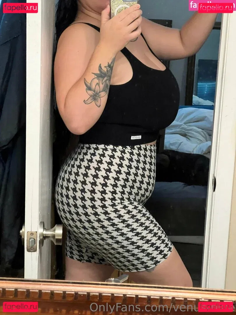 venus-blue Onlyfans Photo Gallery 