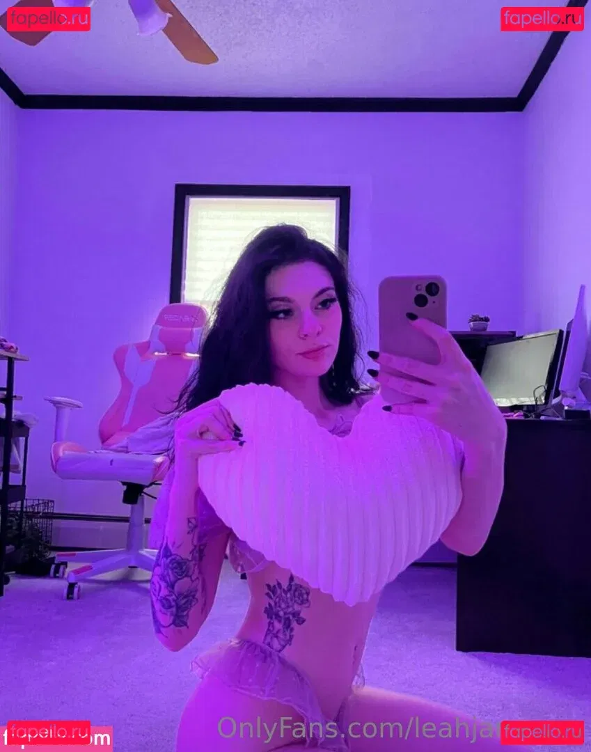 leahjamesxo Onlyfans Photo Gallery 