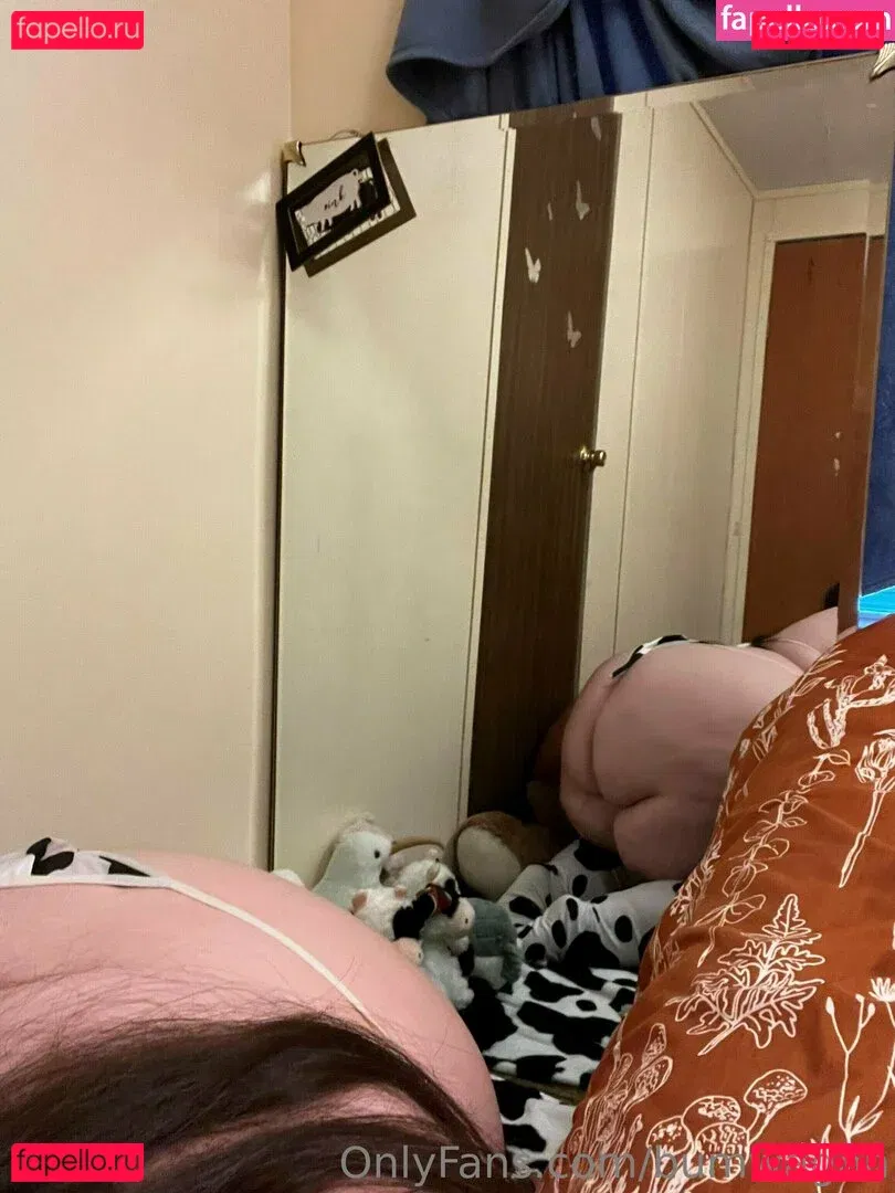 bumwagon Onlyfans Photo Gallery 