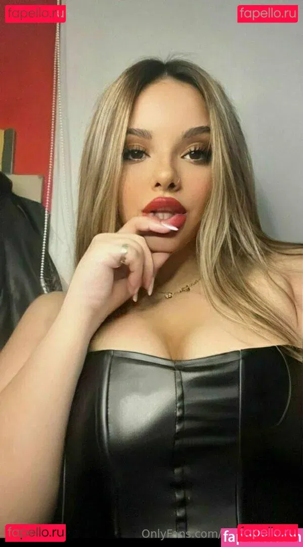 ellybloom_vip Onlyfans Photo Gallery 