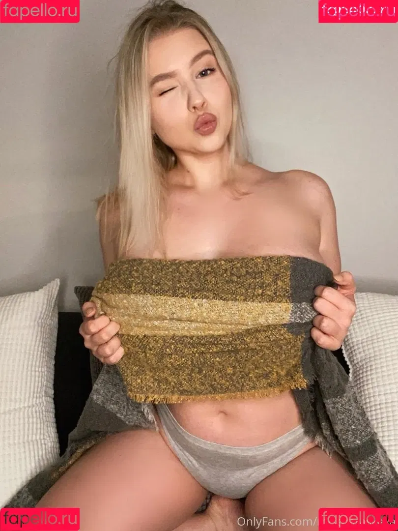 missparaskeva Onlyfans Photo Gallery 