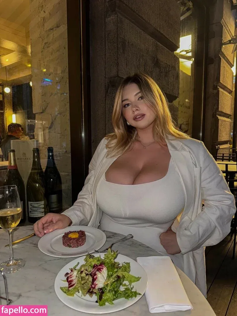 missparaskeva Onlyfans Photo Gallery 