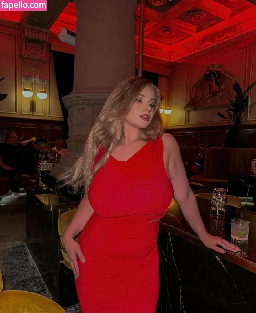 missparaskeva Onlyfans Photo Gallery 