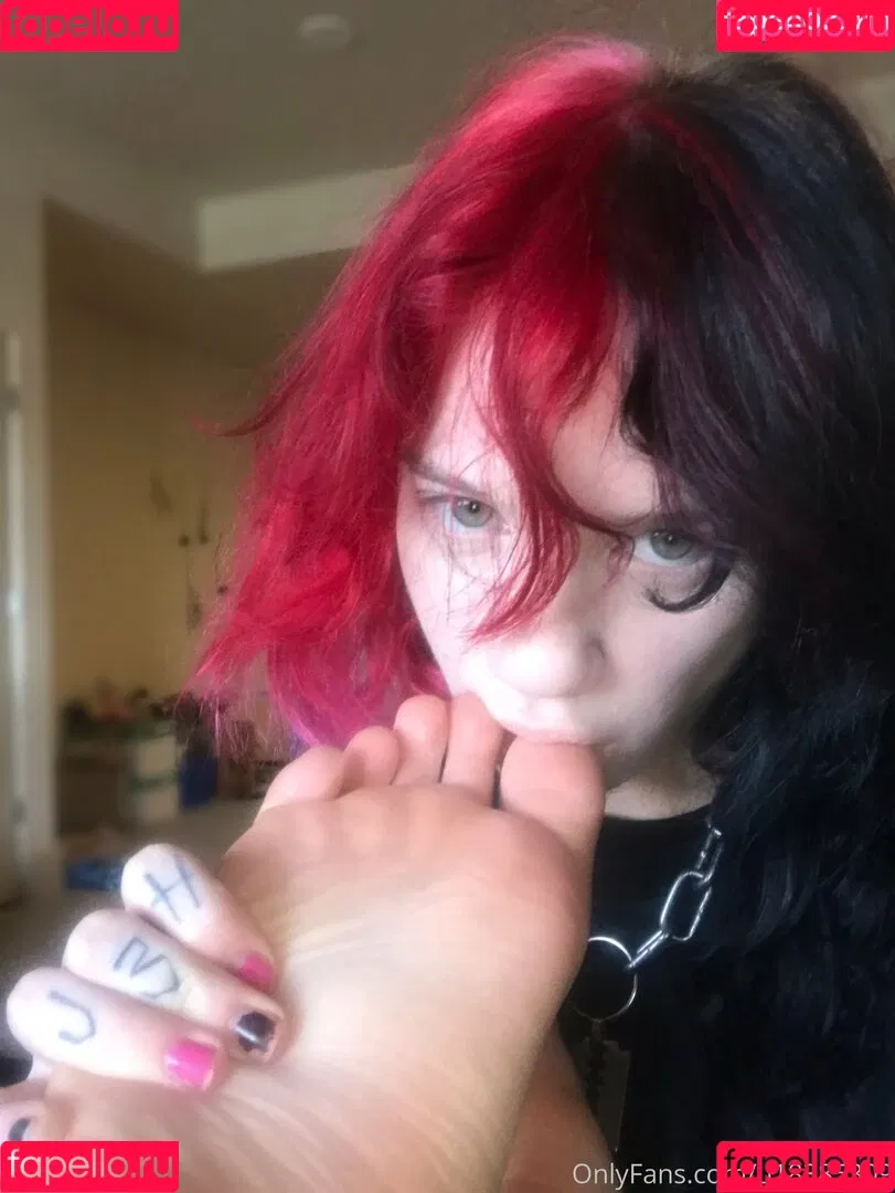 strawberryswitch Onlyfans Photo Gallery 