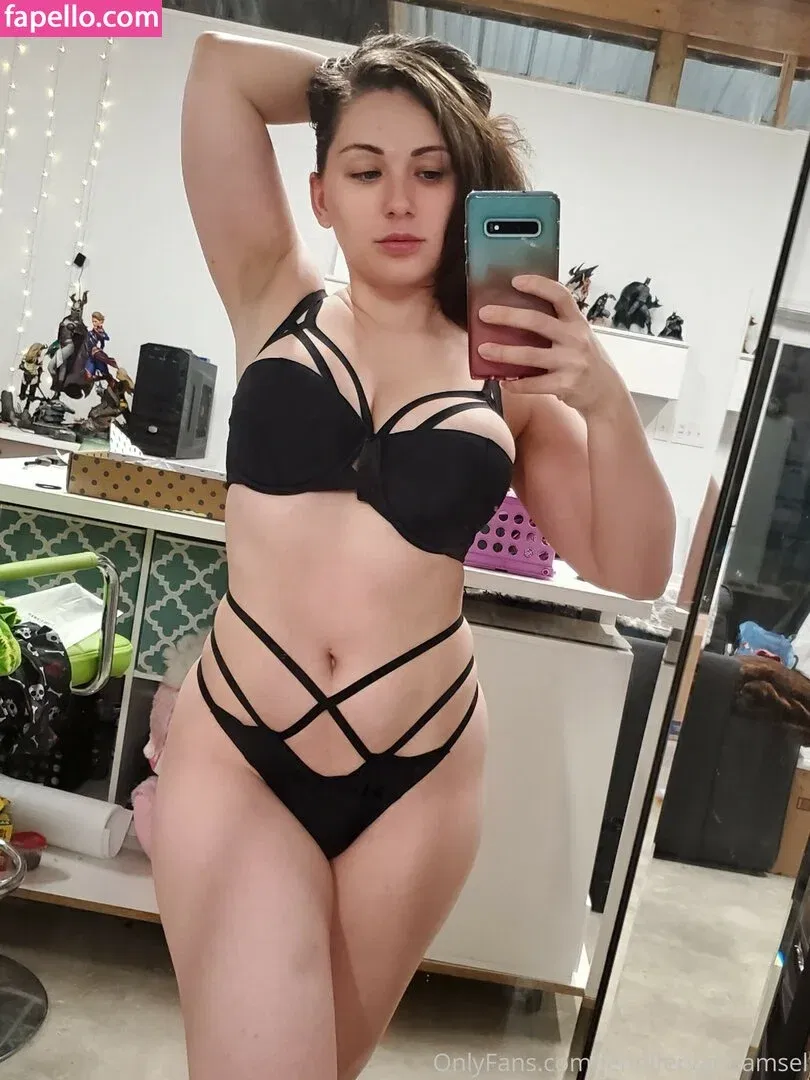 Jennifer Van Damsel Onlyfans Photo Gallery 