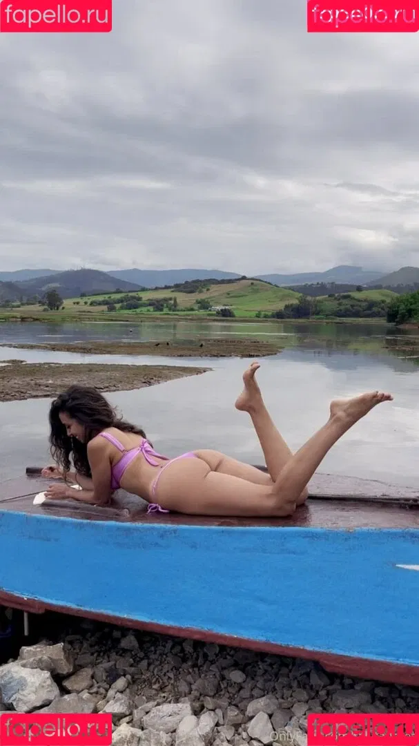 Talyta Flores Onlyfans Photo Gallery 