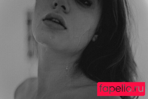 Isa Provati Nude Onlyfans Photo 26