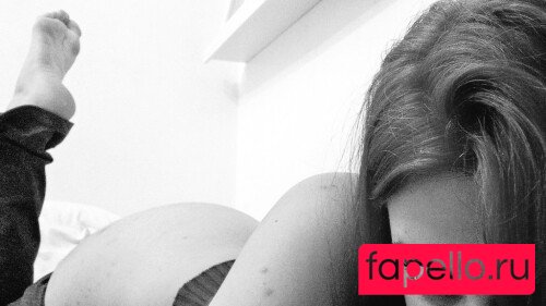 Isa Provati Nude Onlyfans Photo 27
