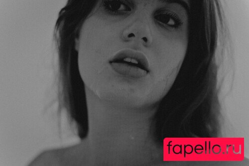 Isa Provati Nude Onlyfans Photo 25