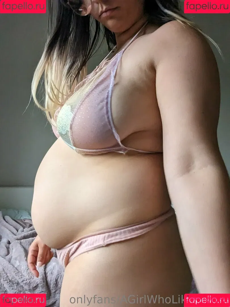 agirlwholikestoeat Onlyfans Photo Gallery 