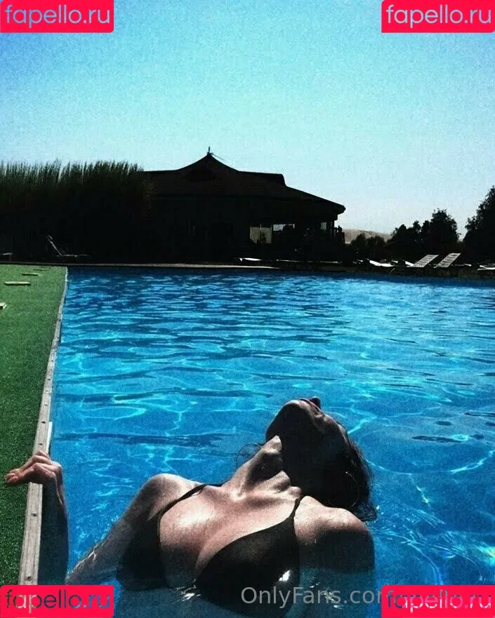 lilylong Onlyfans Photo Gallery 