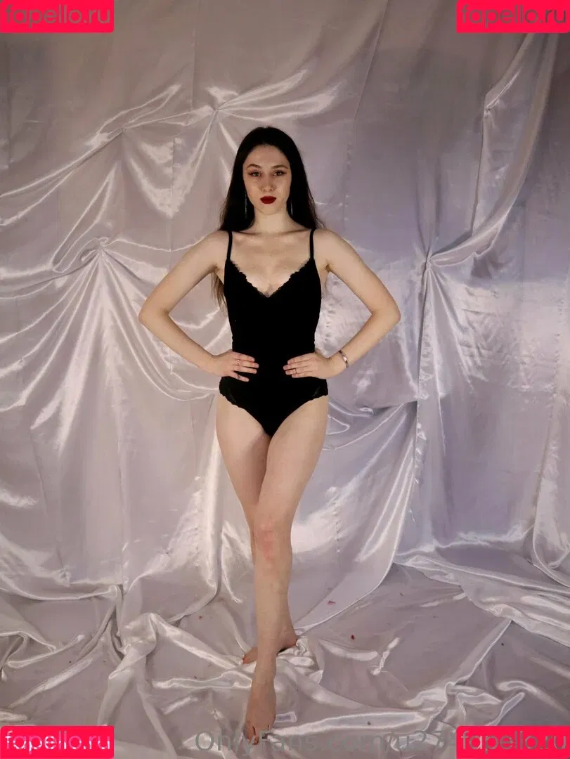 lilylong Onlyfans Photo Gallery 
