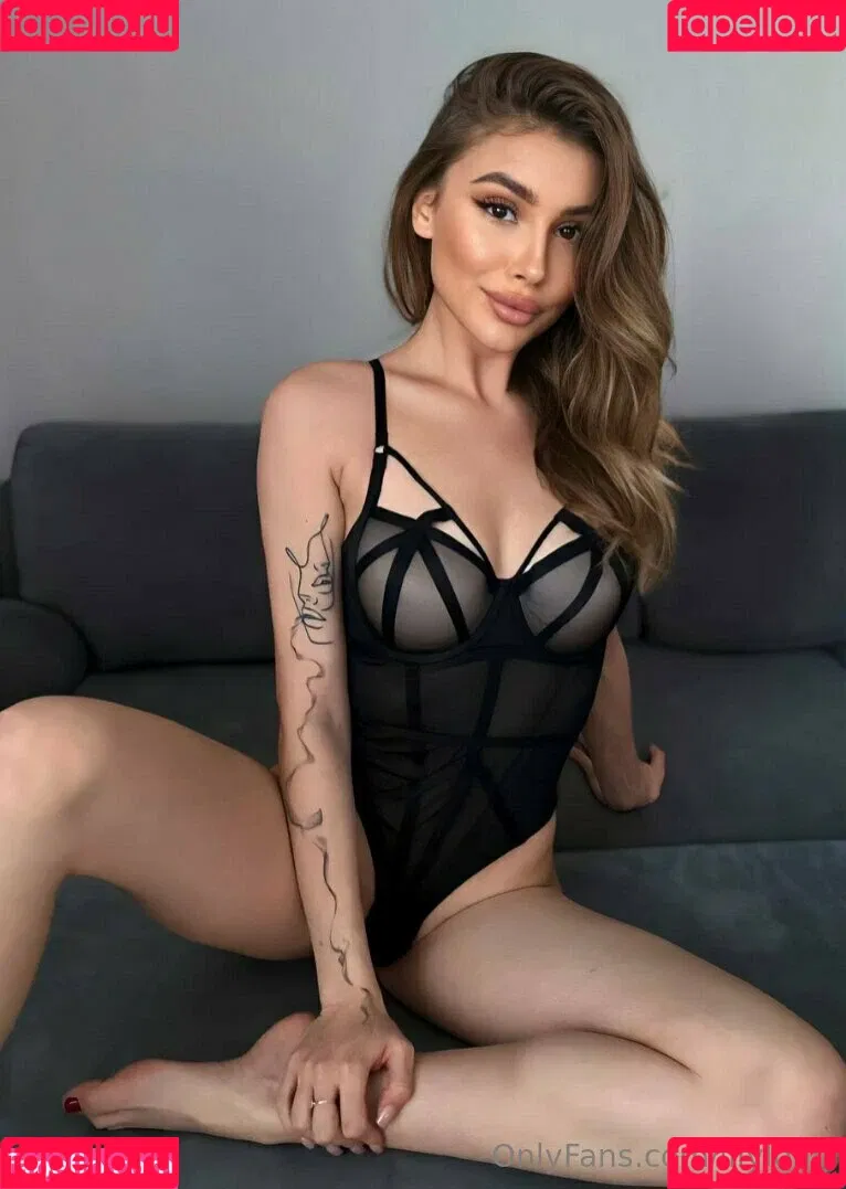 lilylong Onlyfans Photo Gallery 