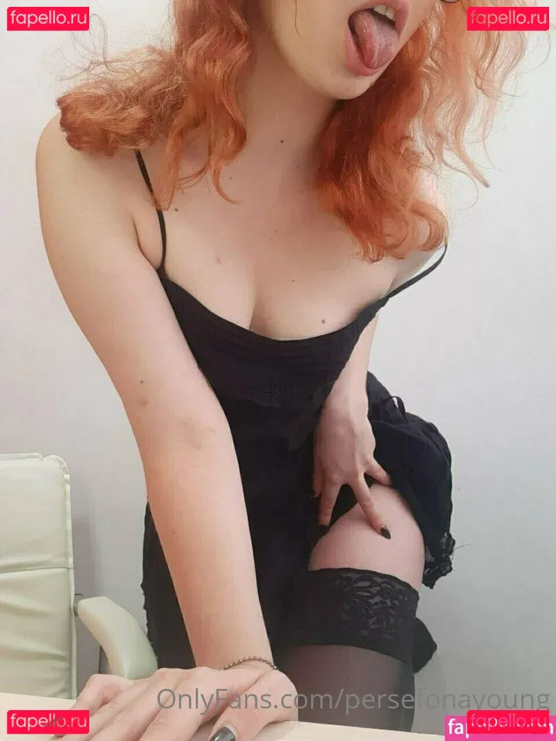 persefonayoung Onlyfans Photo Gallery 