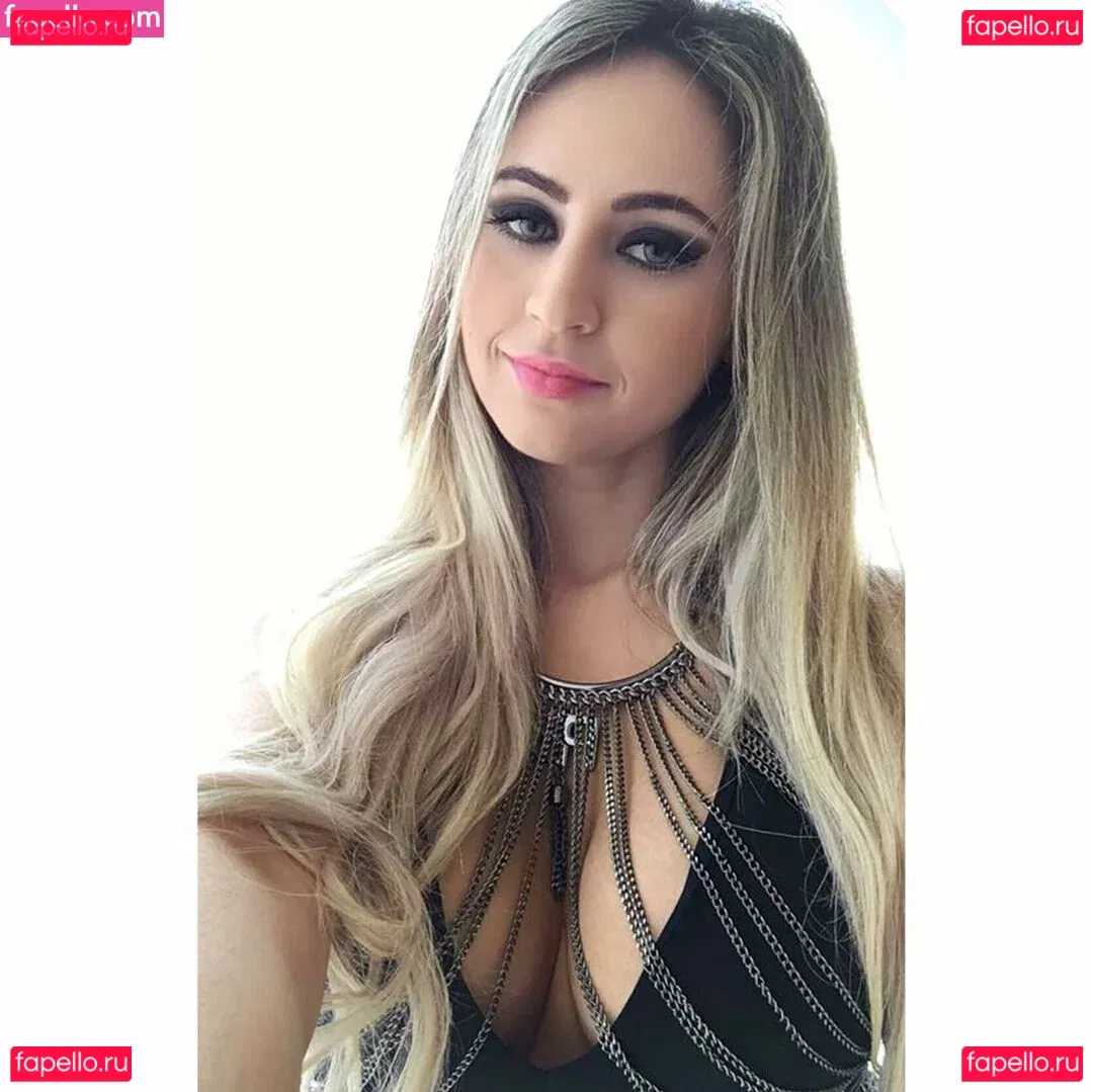 Daiane Novais Onlyfans Photo Gallery 