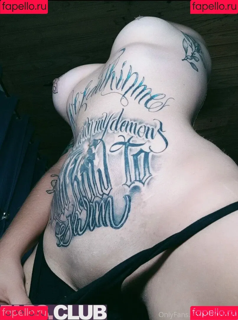 Miaura Onlyfans Photo Gallery 
