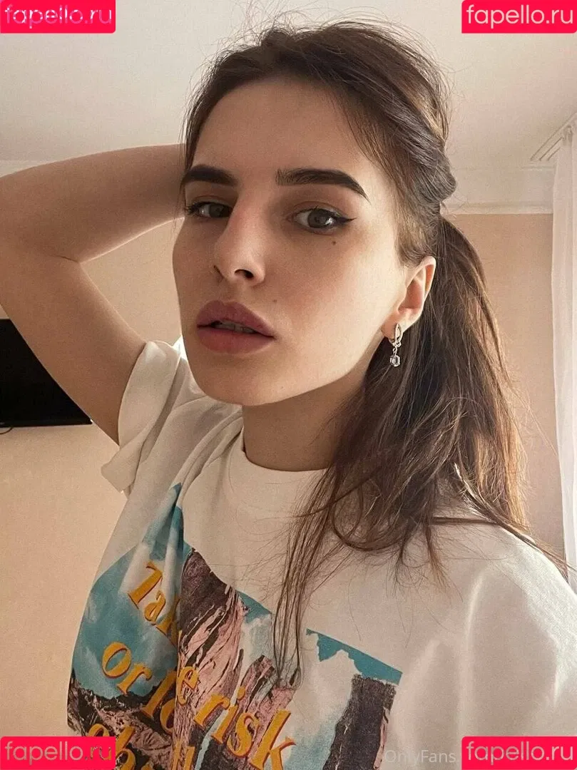 krisblow Onlyfans Photo Gallery 