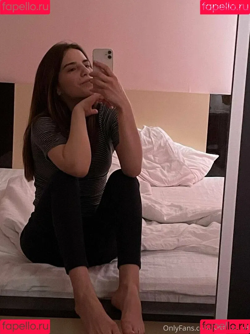 krisblow Onlyfans Photo Gallery 