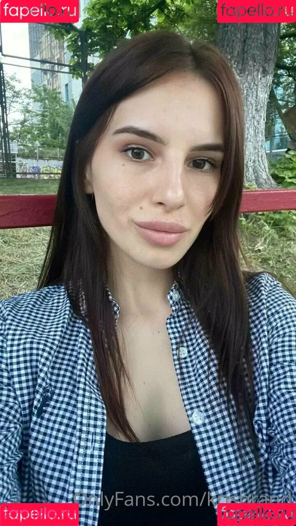 krisblow Onlyfans Photo Gallery 