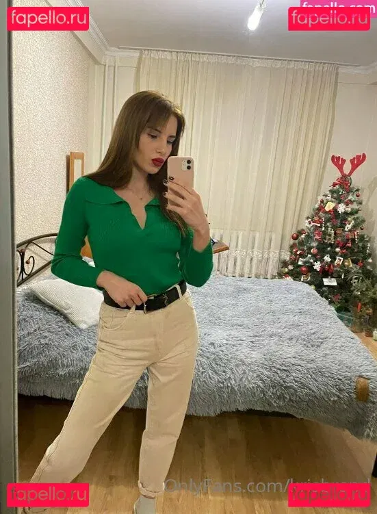 krisblow Onlyfans Photo Gallery 