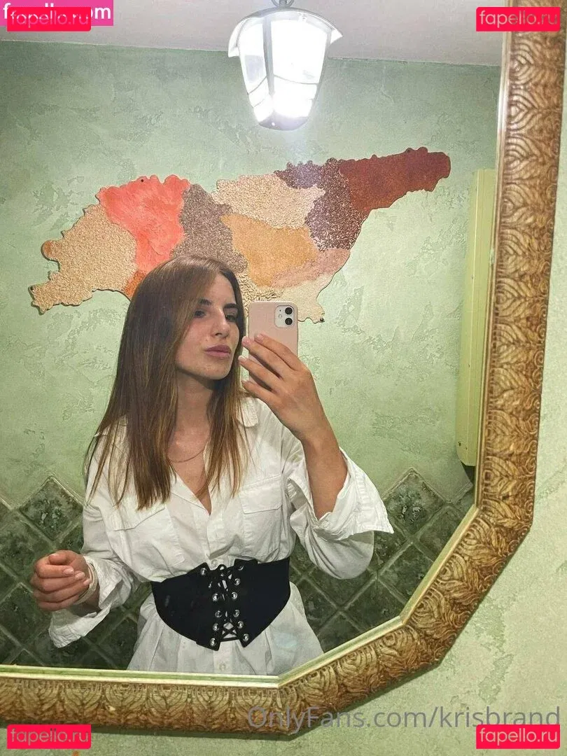 krisblow Onlyfans Photo Gallery 