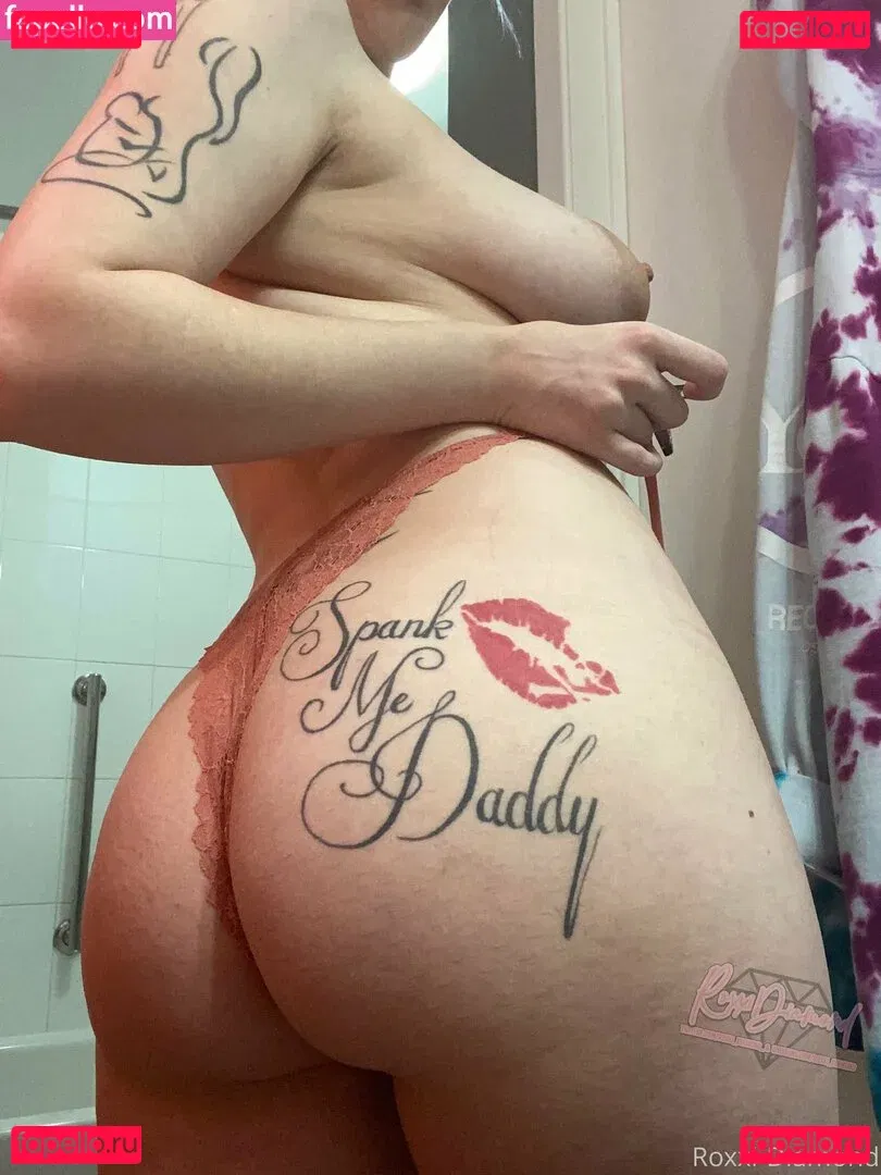 RoxxiDiamond Onlyfans Photo Gallery 