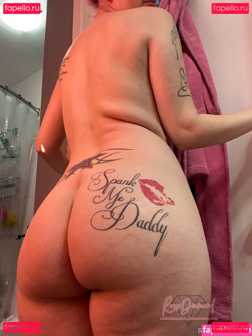 RoxxiDiamond Onlyfans Photo Gallery 