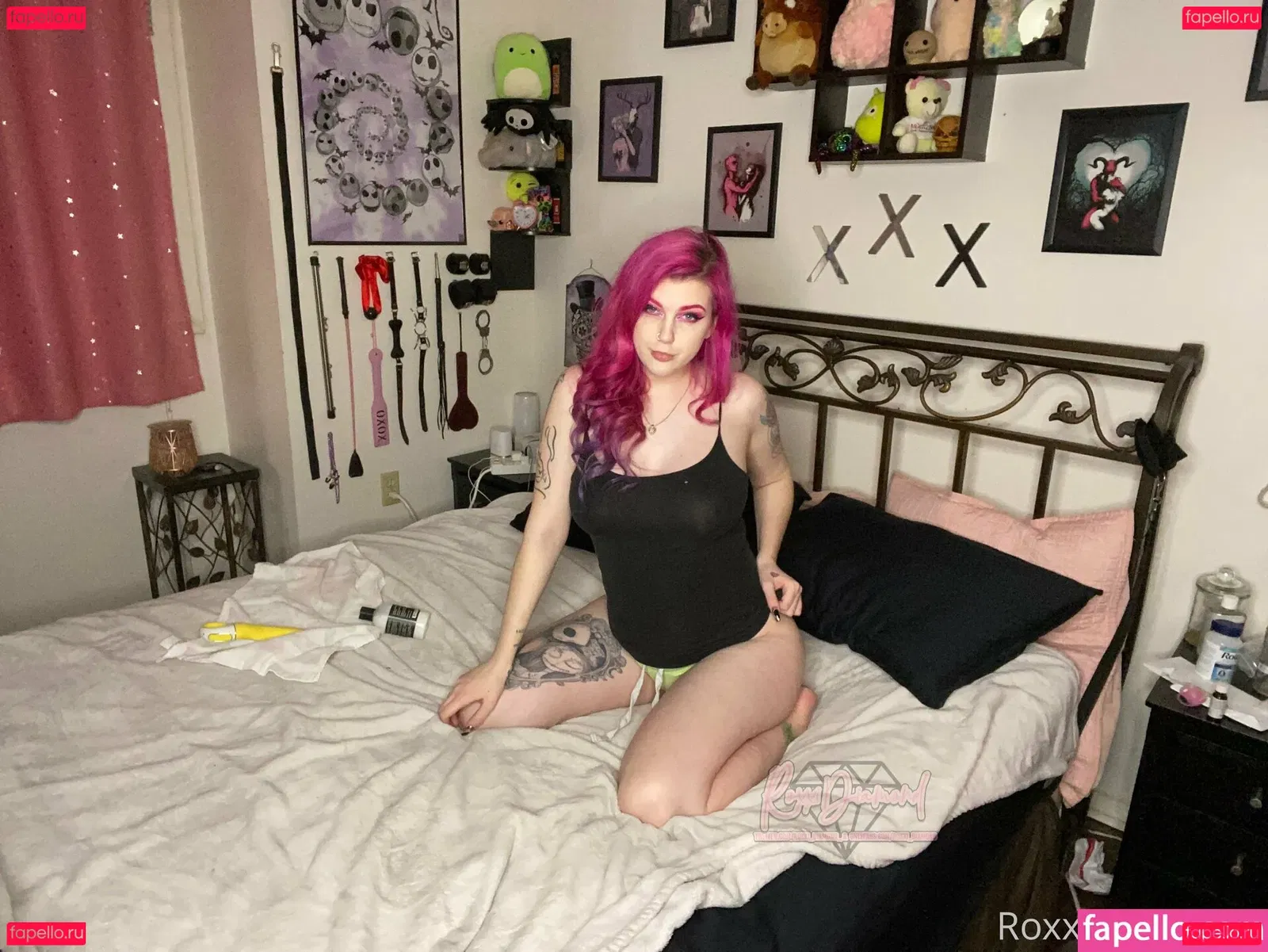 RoxxiDiamond Onlyfans Photo Gallery 