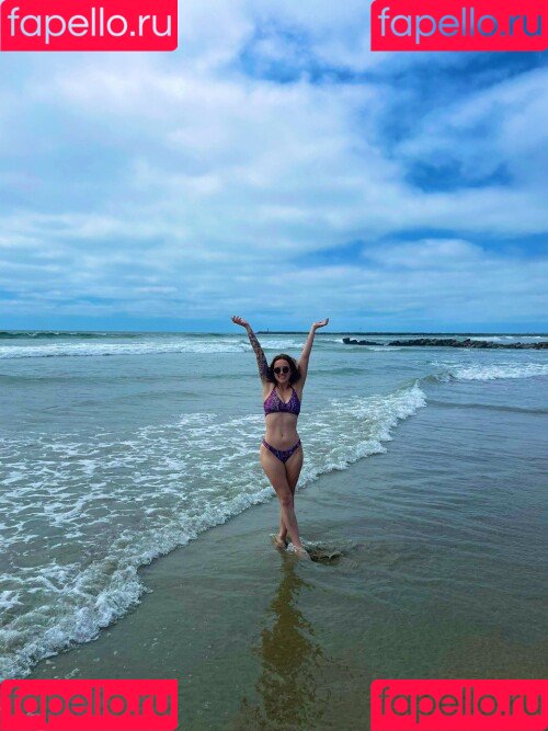 Eralia Onlyfans Photo Gallery 