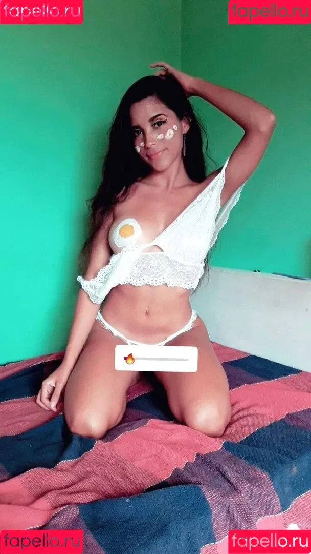 Lari Cogumelos Onlyfans Photo Gallery 