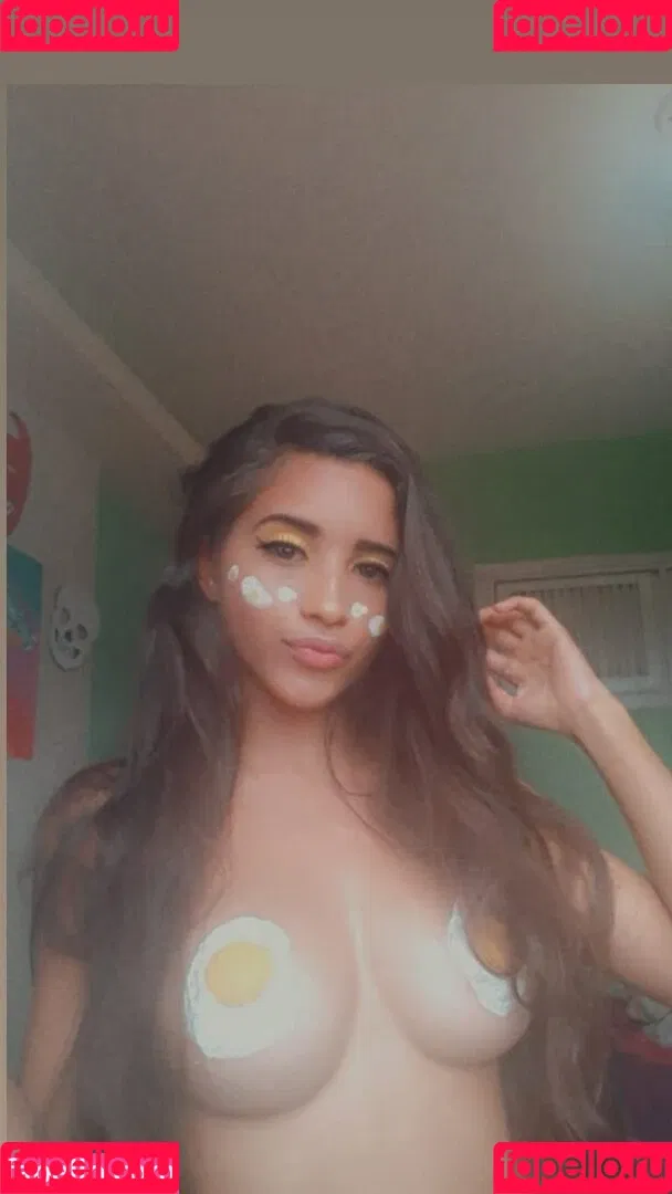 Lari Cogumelos Onlyfans Photo Gallery 