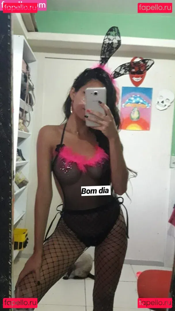 Lari Cogumelos Onlyfans Photo Gallery 