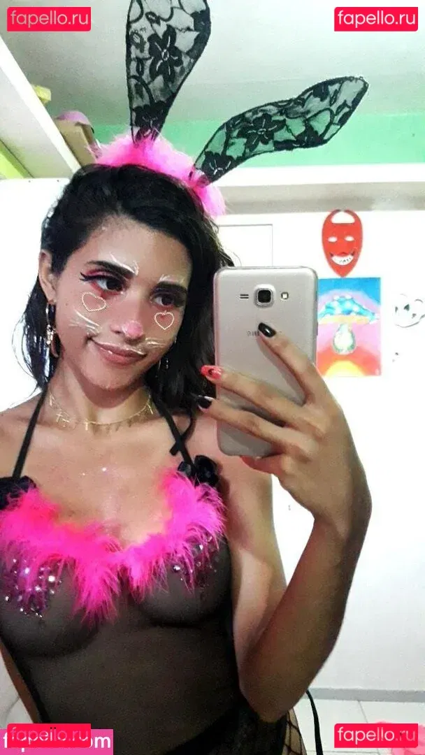 Lari Cogumelos Onlyfans Photo Gallery 