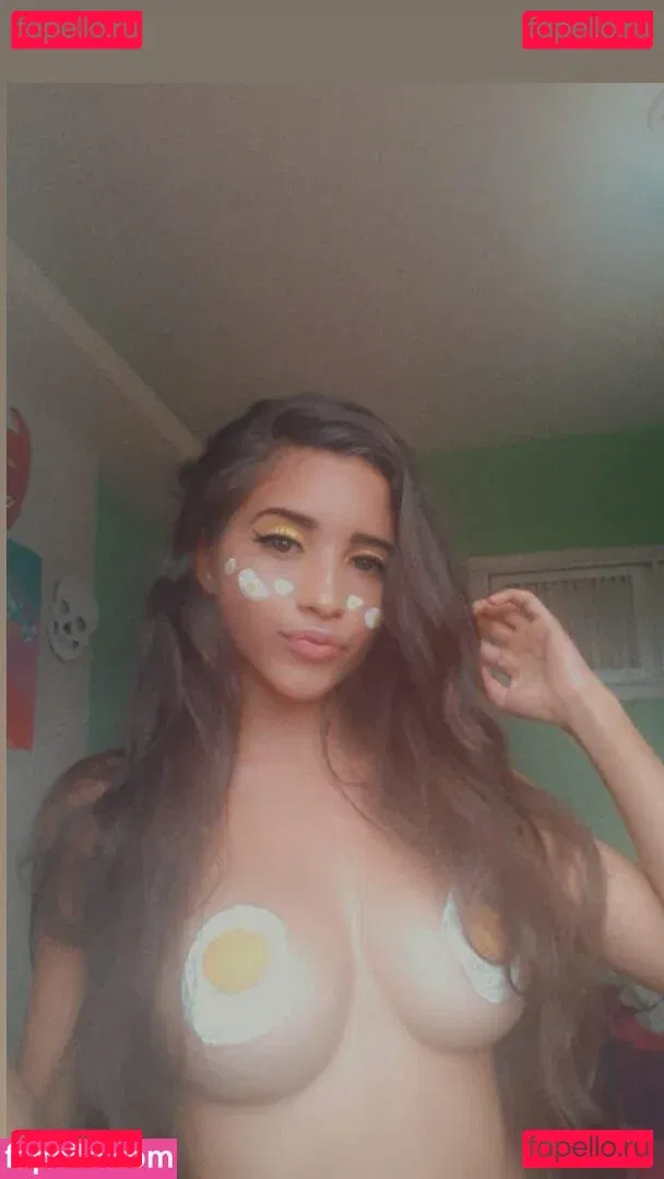 Lari Cogumelos Onlyfans Photo Gallery 