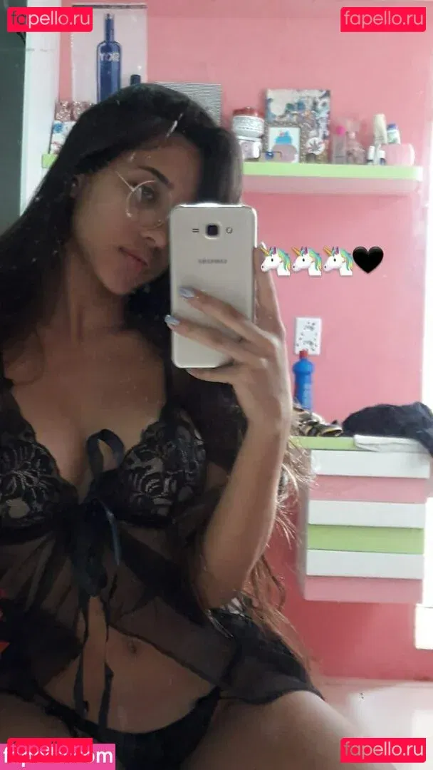 Lari Cogumelos Onlyfans Photo Gallery 