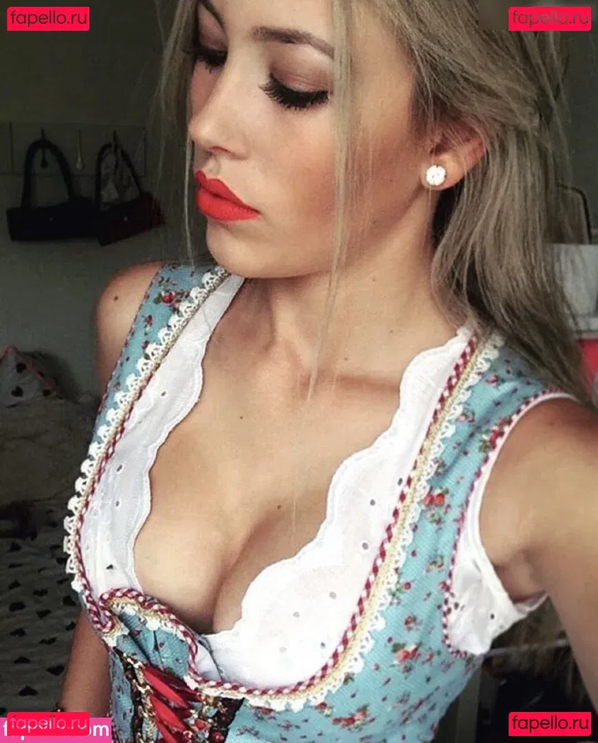 fayleha Onlyfans Photo Gallery 