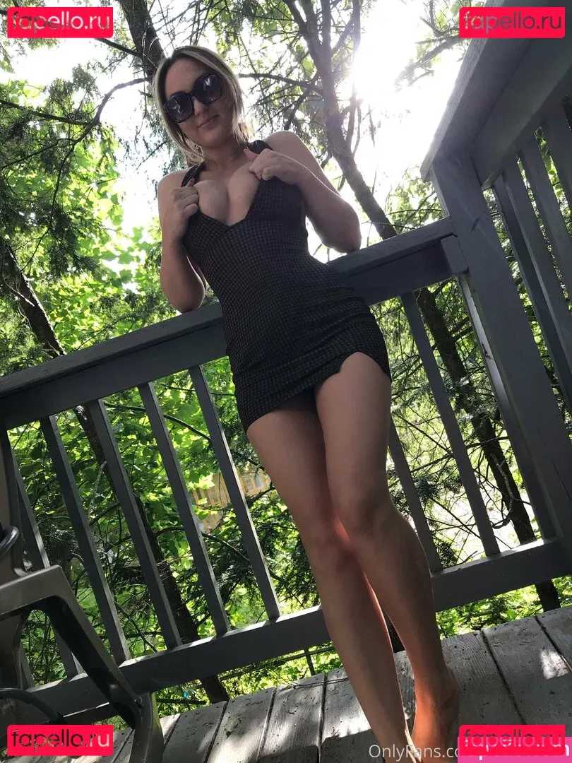 emilycasto Onlyfans Photo Gallery 