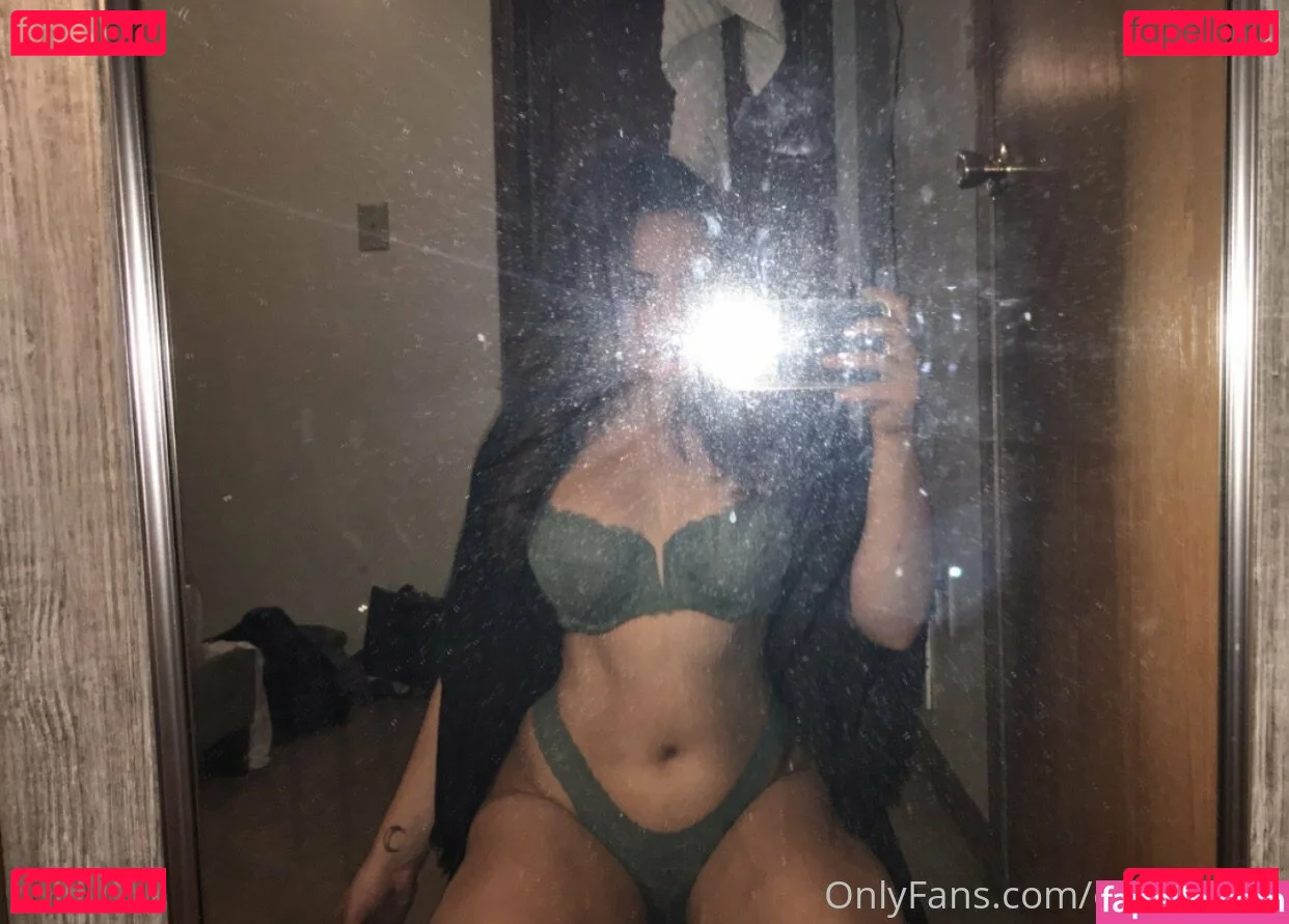 emilycasto Onlyfans Photo Gallery 