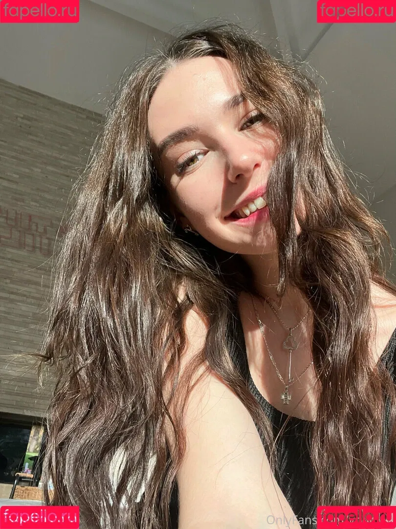your_elli Onlyfans Photo Gallery 