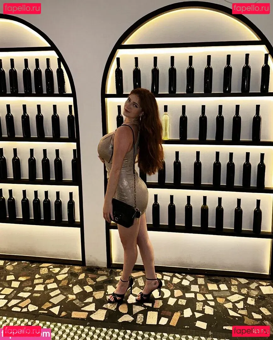 Emily Fiore Onlyfans Photo Gallery 