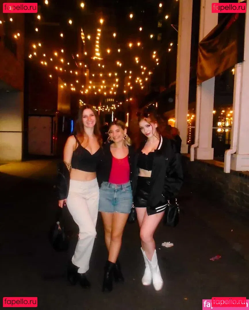 Emily Fiore Onlyfans Photo Gallery 