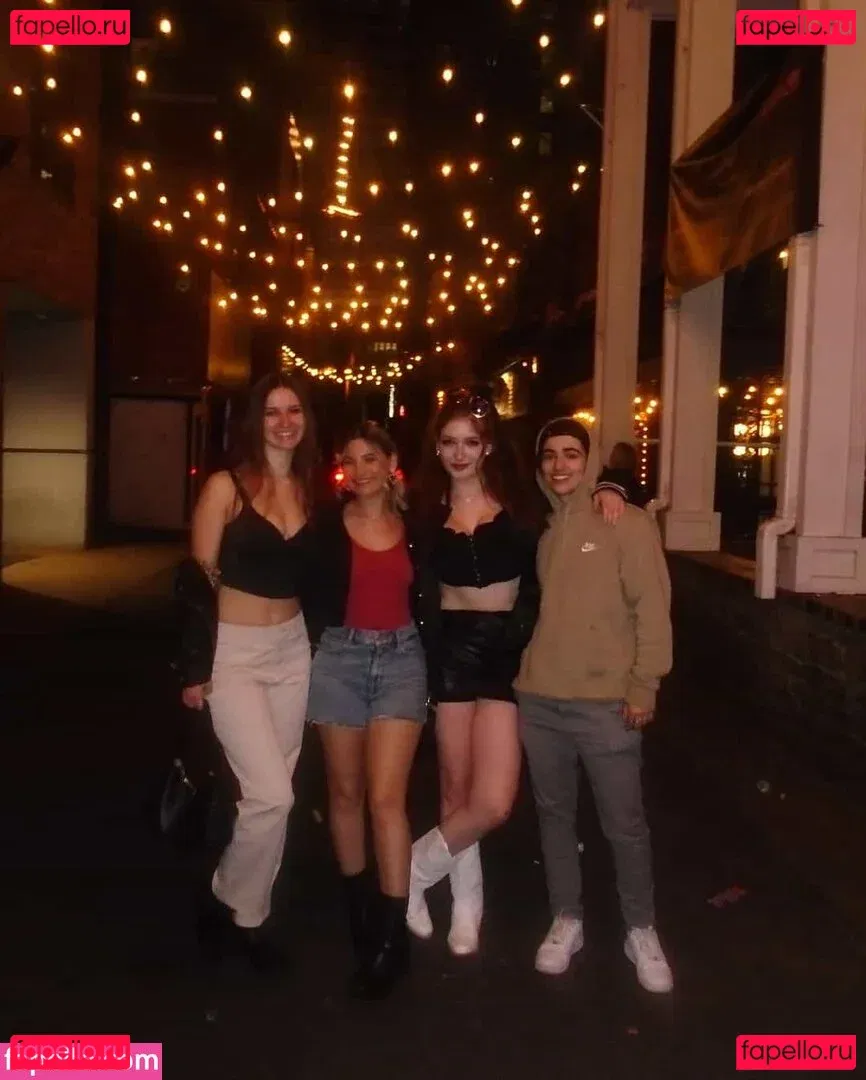 Emily Fiore Onlyfans Photo Gallery 