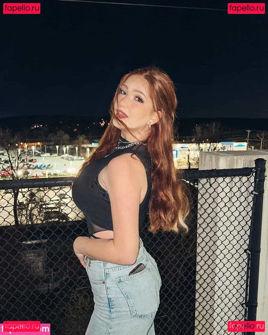 Emily Fiore Onlyfans Photo Gallery 