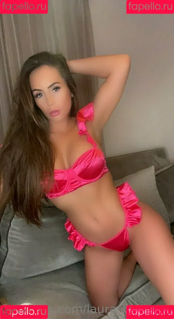 Laura Hollyman Onlyfans Photo Gallery 