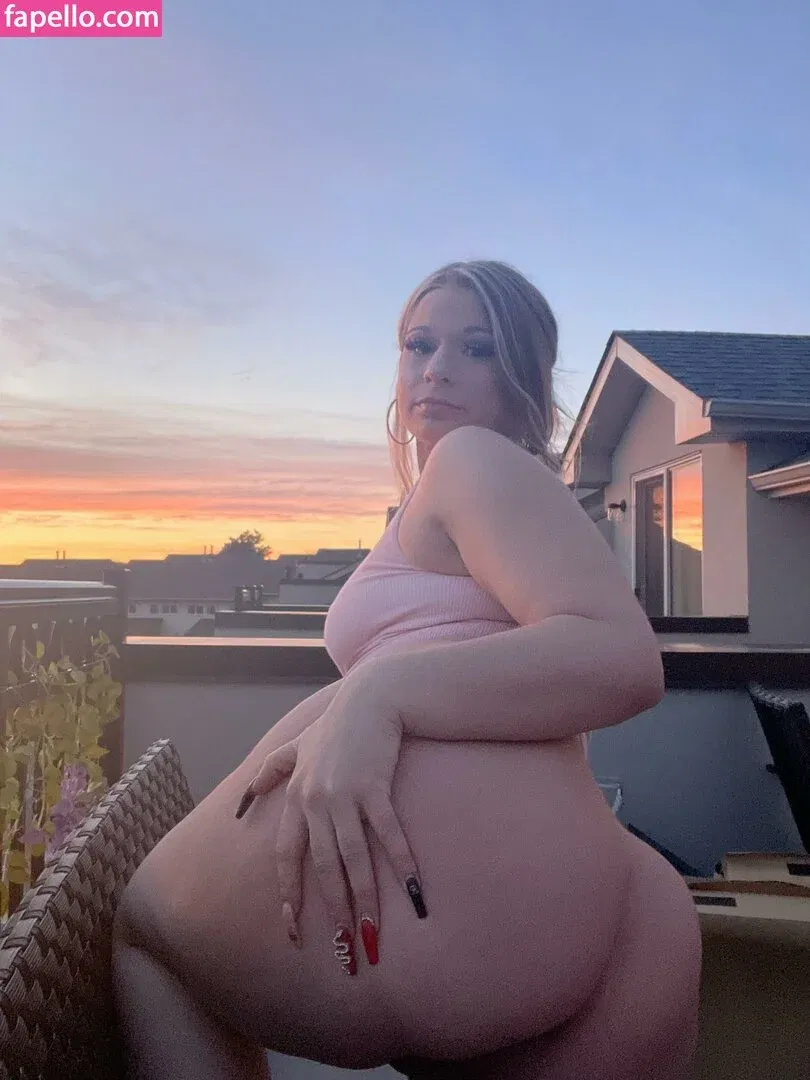 Lexichanelxo Onlyfans Photo Gallery 