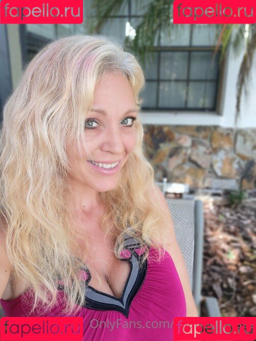 Charlee Chase Onlyfans Photo Gallery 