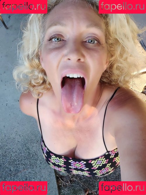 Charlee Chase Onlyfans Photo Gallery 