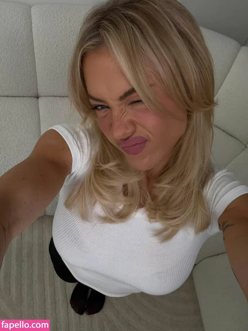 Tammy Hembrow Onlyfans Photo Gallery 